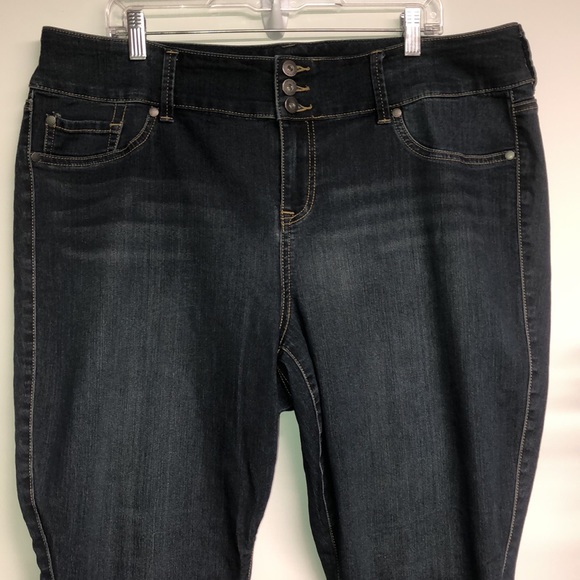 Torrid Jeans - Picture 2 of 6